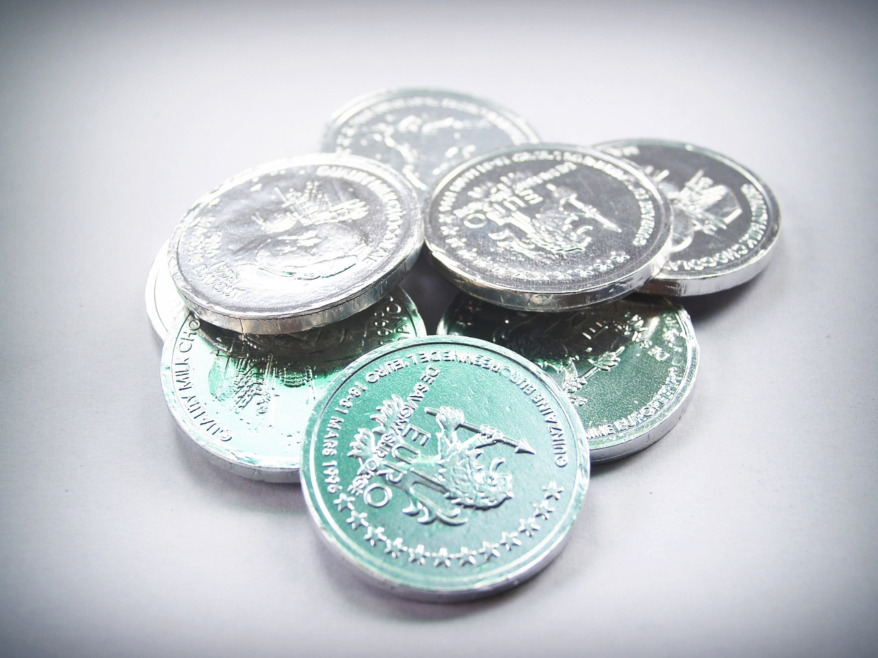 华西能源股票最新消息全面解析与动态更新